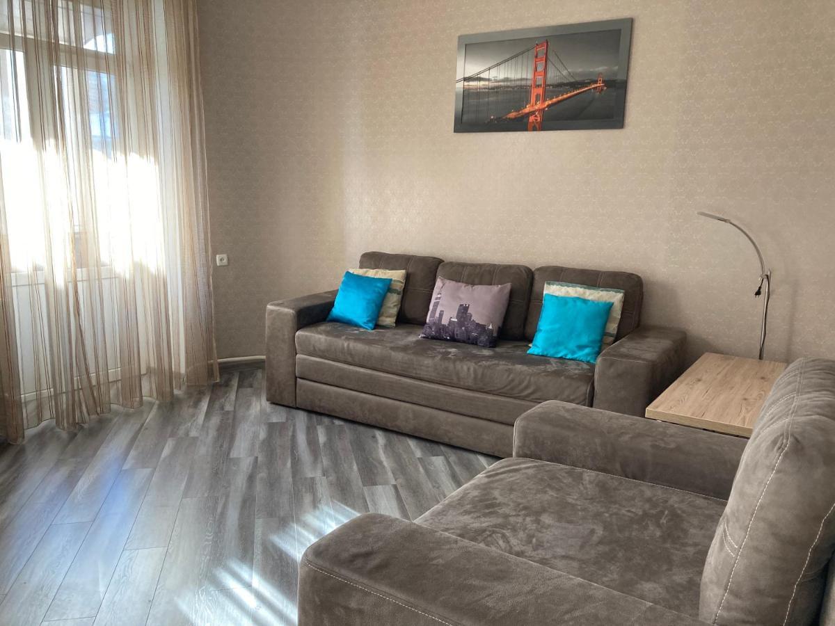 Apartment Sobornaya 54 Vinnytsia Bagian luar foto
